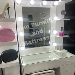 Vanity Set Hollywood Mirror LED Lights Makeup Table✨Brand New 