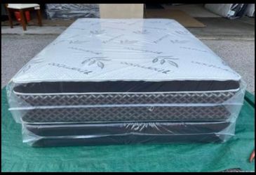 Queen mattress pillowtap