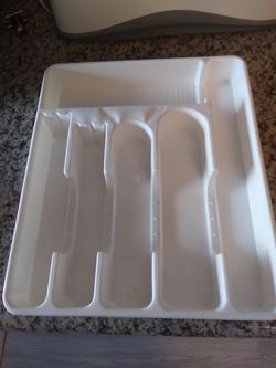 Utensil holder