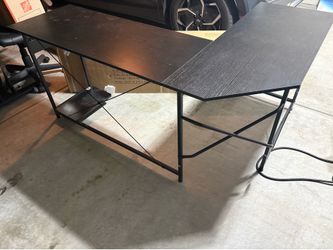 Work desk