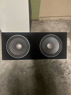 Subs 2x 12s and amp