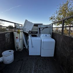 We recycle metal and appliances