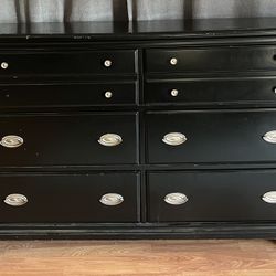 Wood dresser