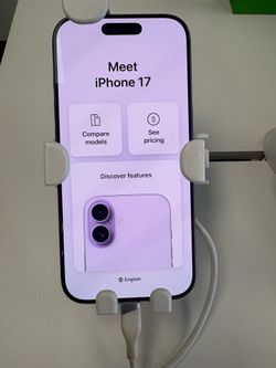 iPhone 17