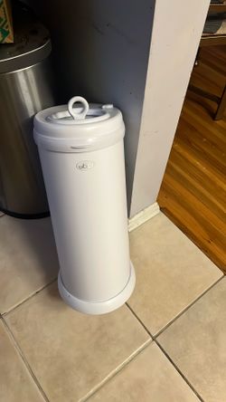 Ubbi steel diaper pail