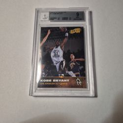 KOBE BRYANT ROOKIE CARD 1996-97 #11