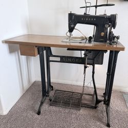 1970’s singer Sewing Machine 