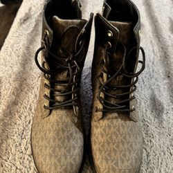 MK Boots 