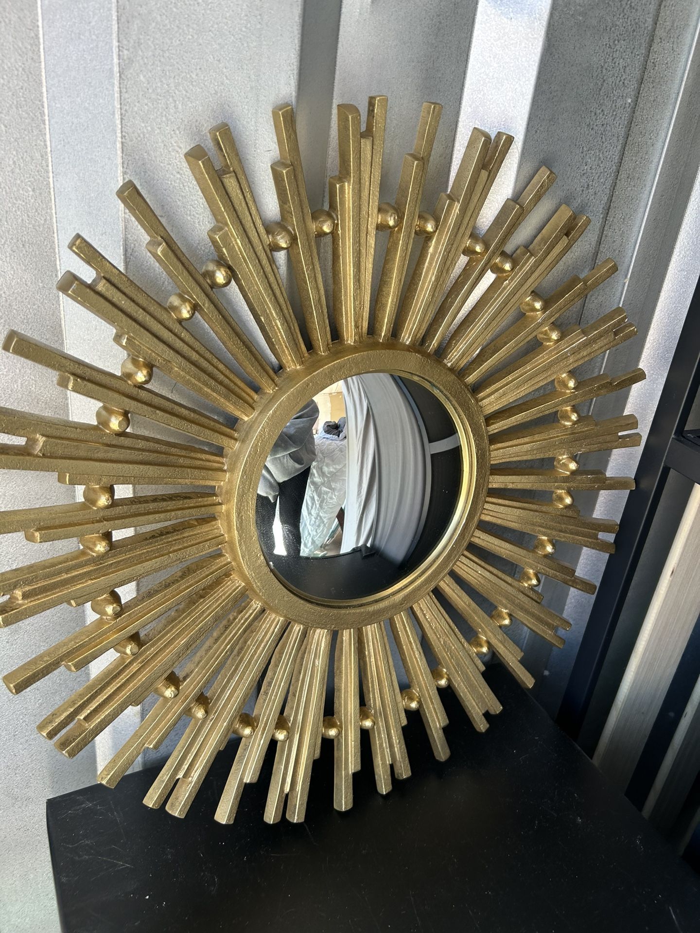 Sun Fishbowl Mirror Decor