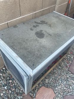 Small pet enclosure
