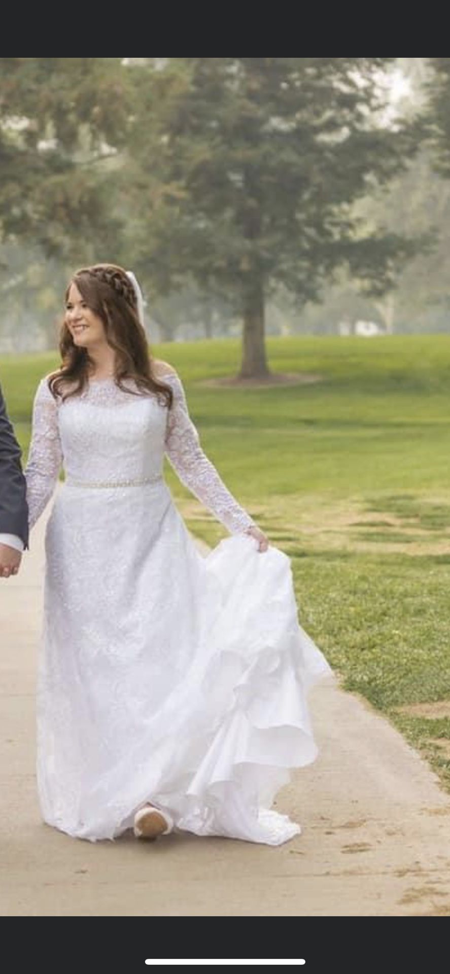 Off-The-Shoulder-Lace A-Line wedding Dress