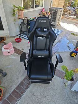 Gamer computer chair