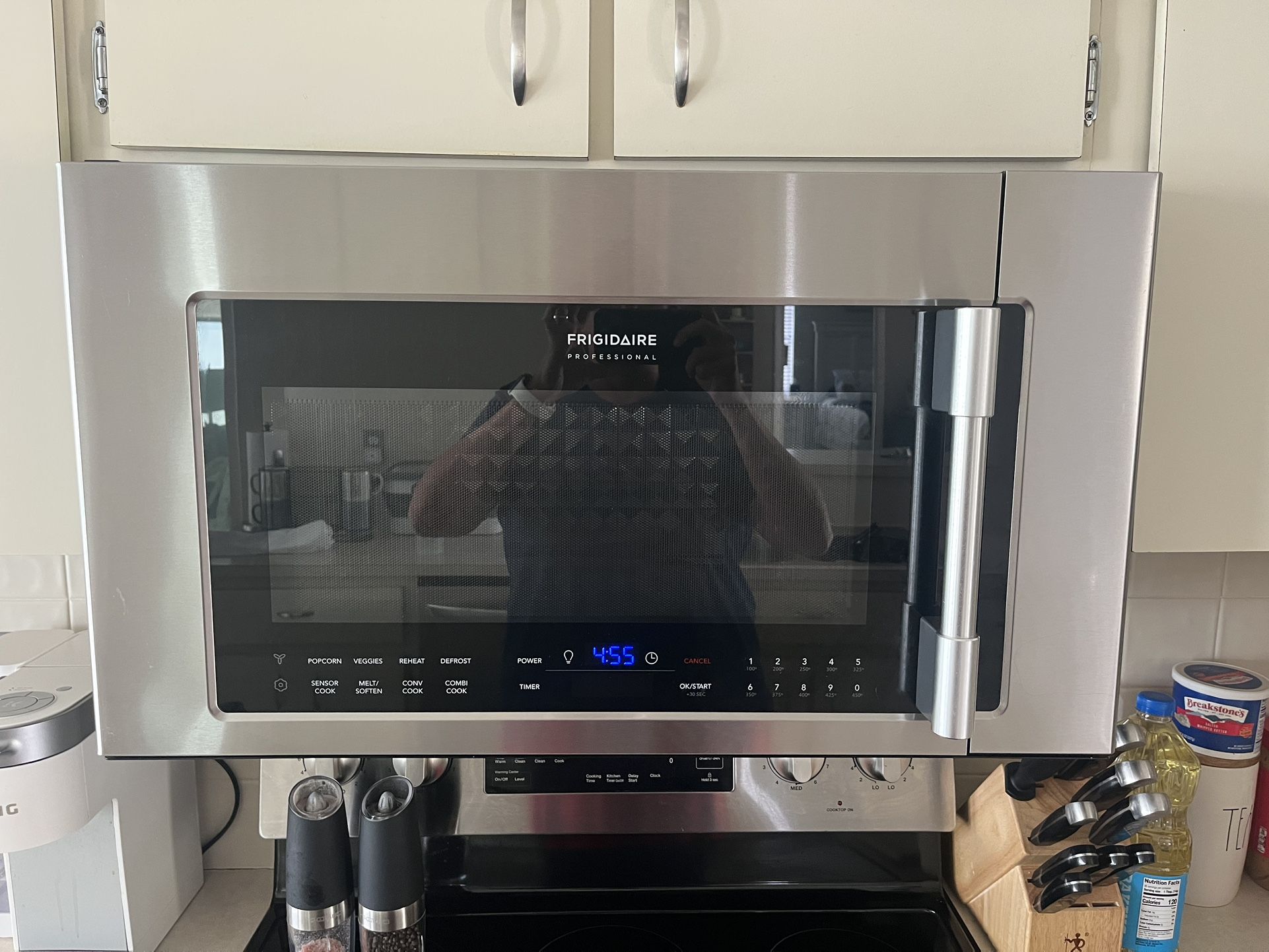 Frigidaire Professional Micowave