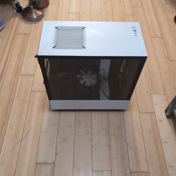 NZXT Shell with Three Fans