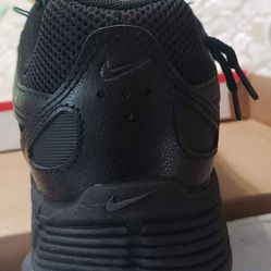 Nike P-6000 Size 8