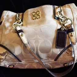 Coach Satchal Beige