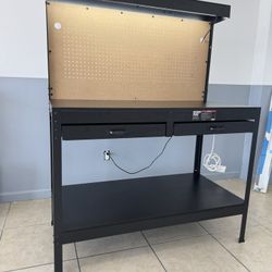 Yukon Workbench With Light