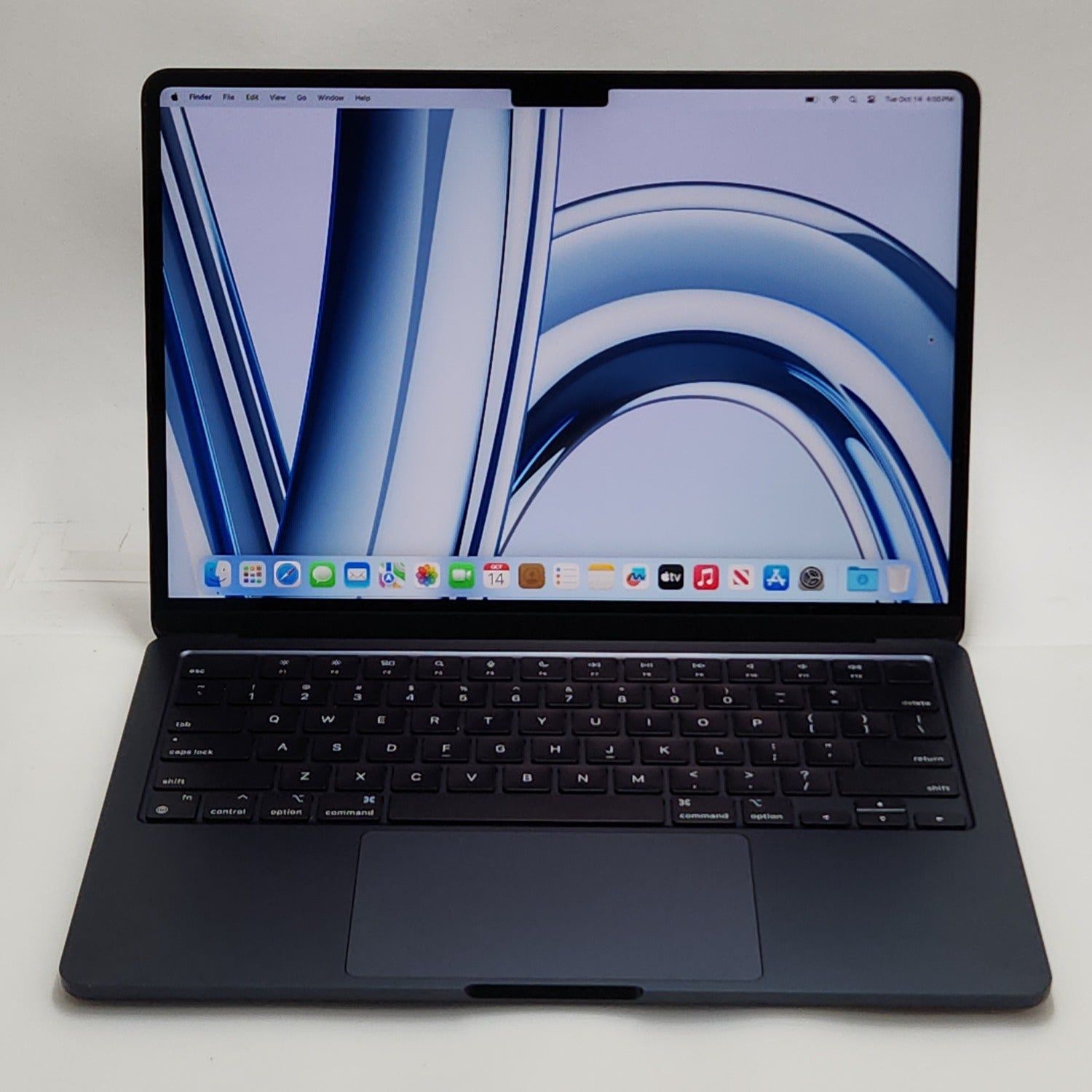 2022 Apple MacBook Air 13.6" M2 8C GPU 3.5GHz 8GB RAM 256GB SSD MLY33LL/A