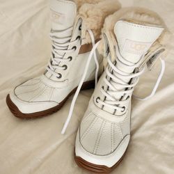 UGG WINTER FOR WOMEN Size 8