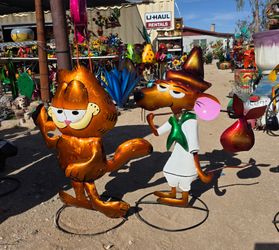 🔥bold, fun cartoon characters🐸 Metal Art Deocor🌵POTTERY