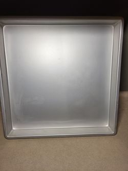 Fat Daddio's 16x16x2-inch Square Cake Pan.