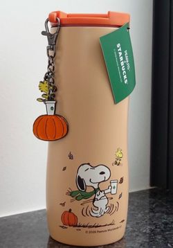 Starbucks Tumbler S. S. Autumn Europe Peanuts Snoopy Pumpkin Charm 16oz NEW