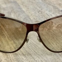 Designer Gucci Sunglasses With Gradient Lenses 