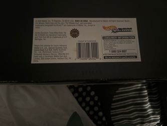 Hot Wheels Harley-Davidson Dino 110—Box Wear