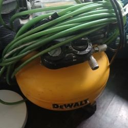 Dewalt Compressor 