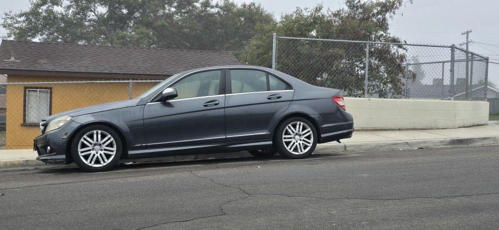 2008 Mercedes-Benz C-Class