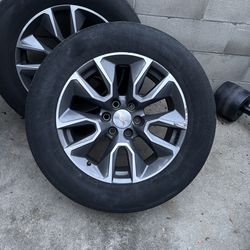 4 6  lug Chevy rims and tiers