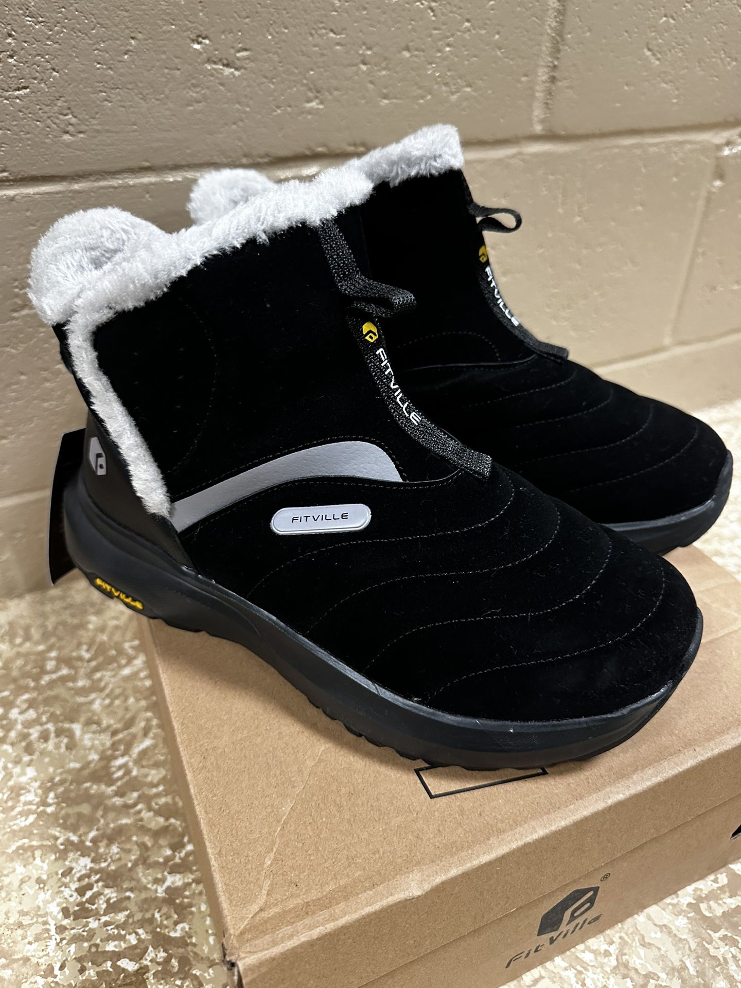 Fitville Cozy Warm Snow Boot Women’s 9EW