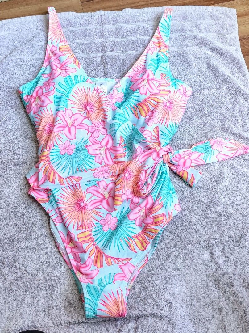 Women's Pink Floral Swimsuit