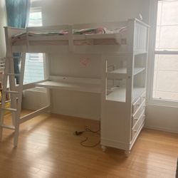 Twin loft bed