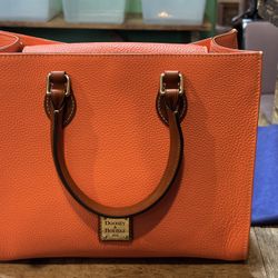 Dooney & Bourke Pebble Grain Janine Purse