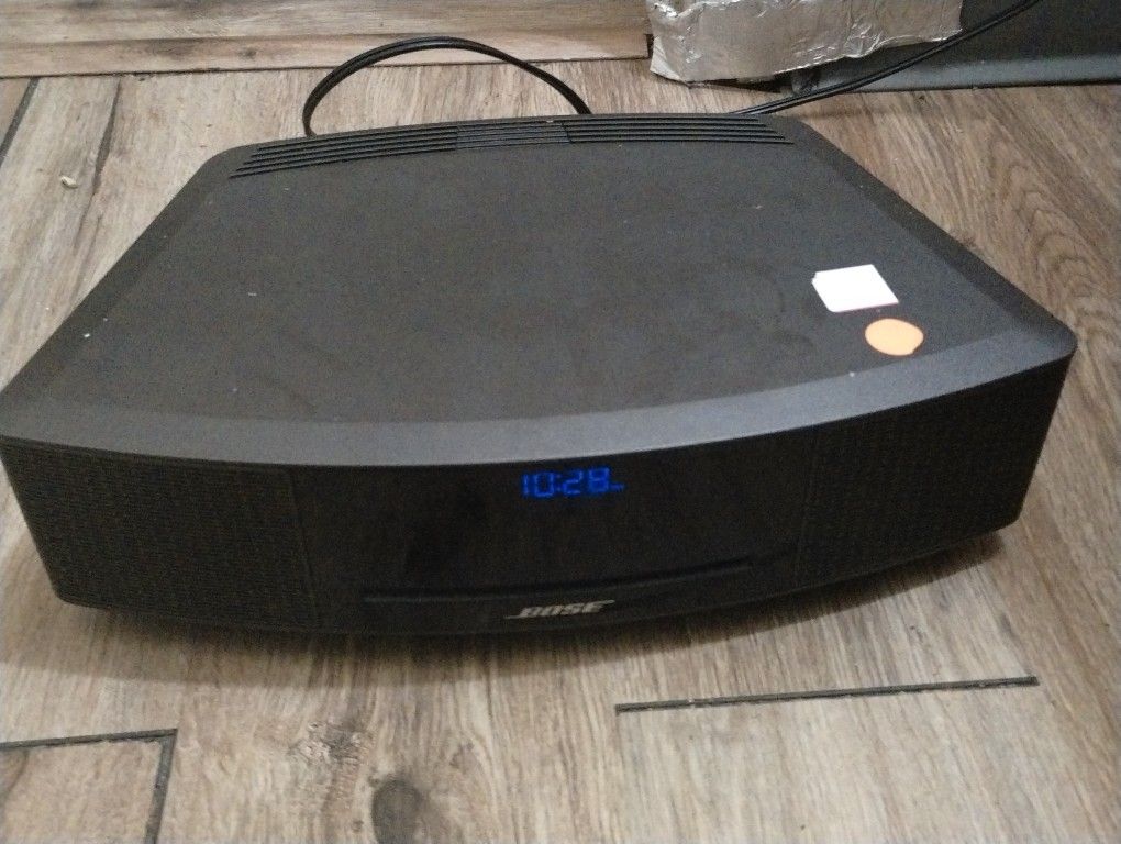 (BOSE RADIO)
