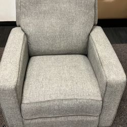 💥💥 BlowOut Sale 💥💥 True Innovations Paxley Fabric Swivel Glider Recliner Retail $499.99