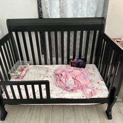 Convertible Crib
