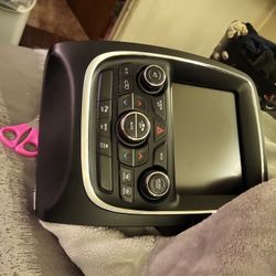 2014-17 Dodge Durango Center Console With Navigation Radio