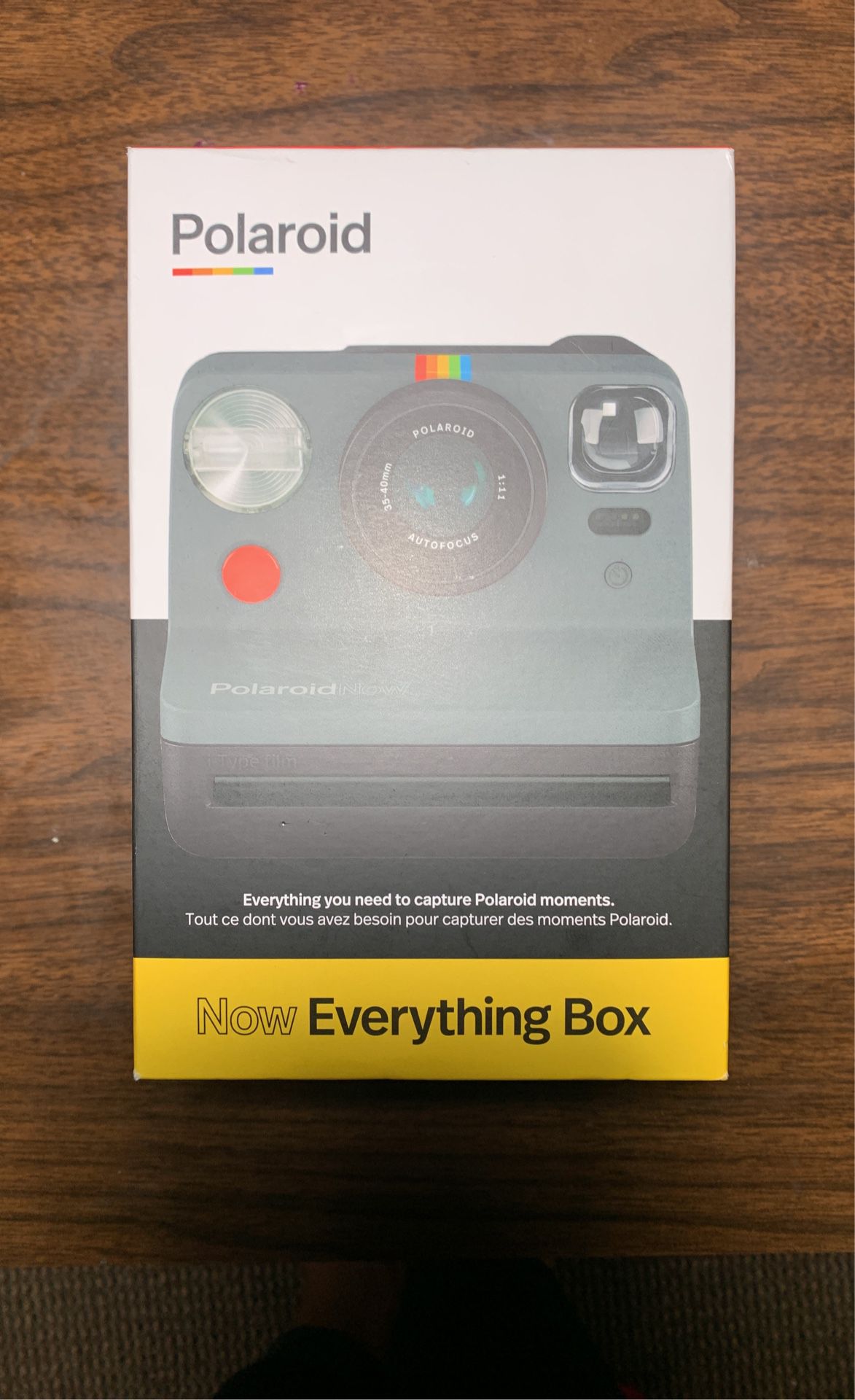 Polaroid Instant Camera (Now Everything Box)