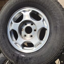 Chevy 6 Lug Rims 16s 