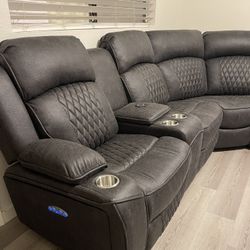 Grey Sectional With Power Reclining Seats