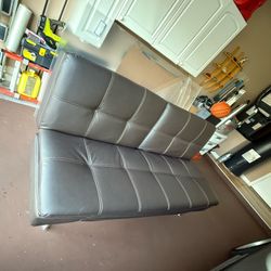 Futon Couch / Bed