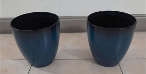 *** NEW LOW PRICE *** PAIR of 11" (Tall) Blue Resin Planters (2 for $35) @ Lasting Creations