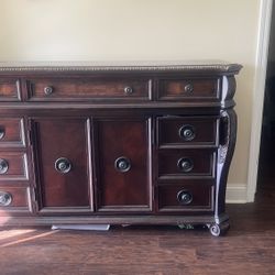 Foyer Dresser 