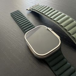 Apple Watch Ultra 49mm GPS + Cellular Titanium Natural Watch