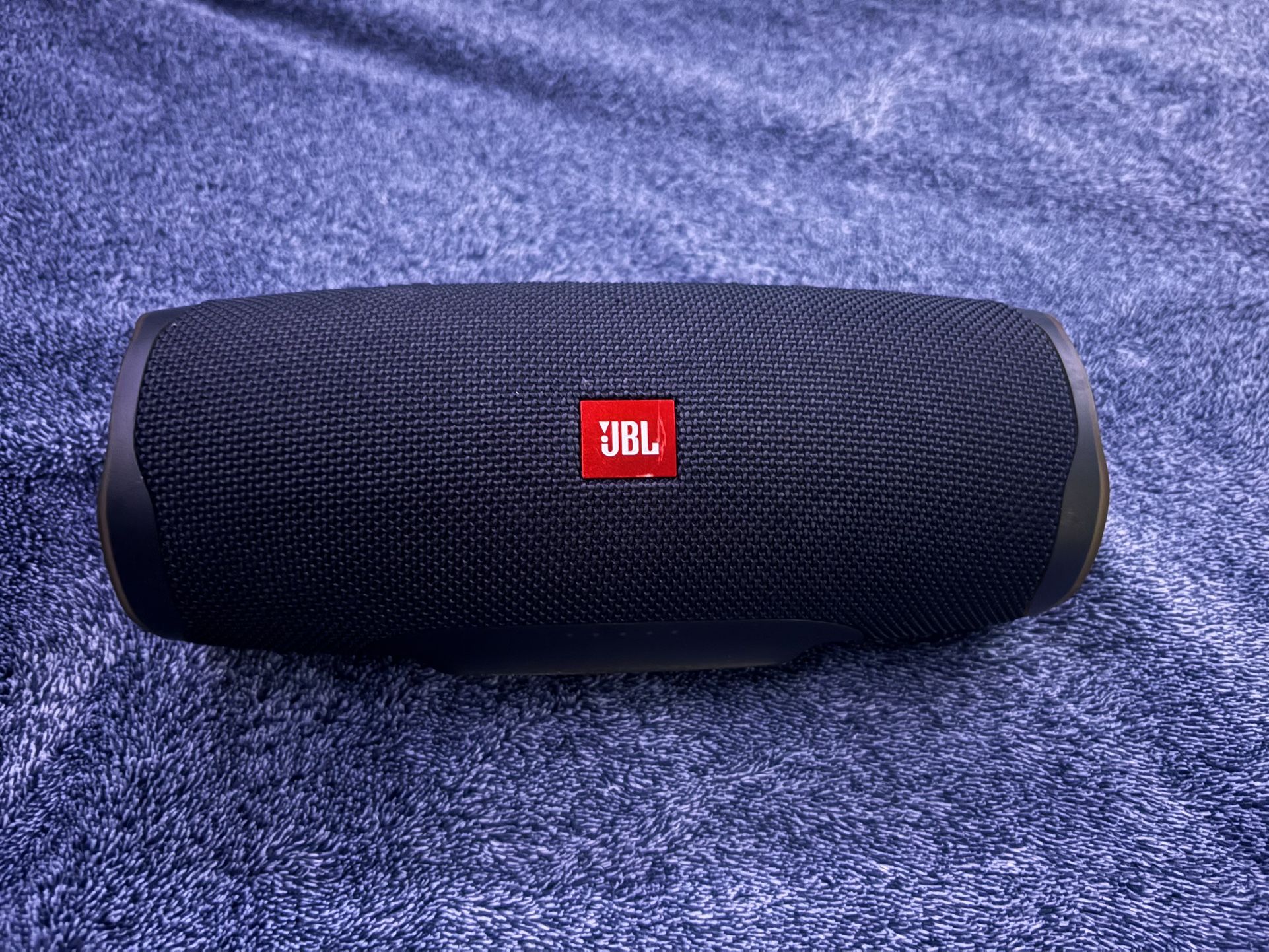 JBL Charge 4