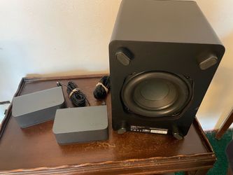 Wireless Vizio subwoofer and two Vizio speakers