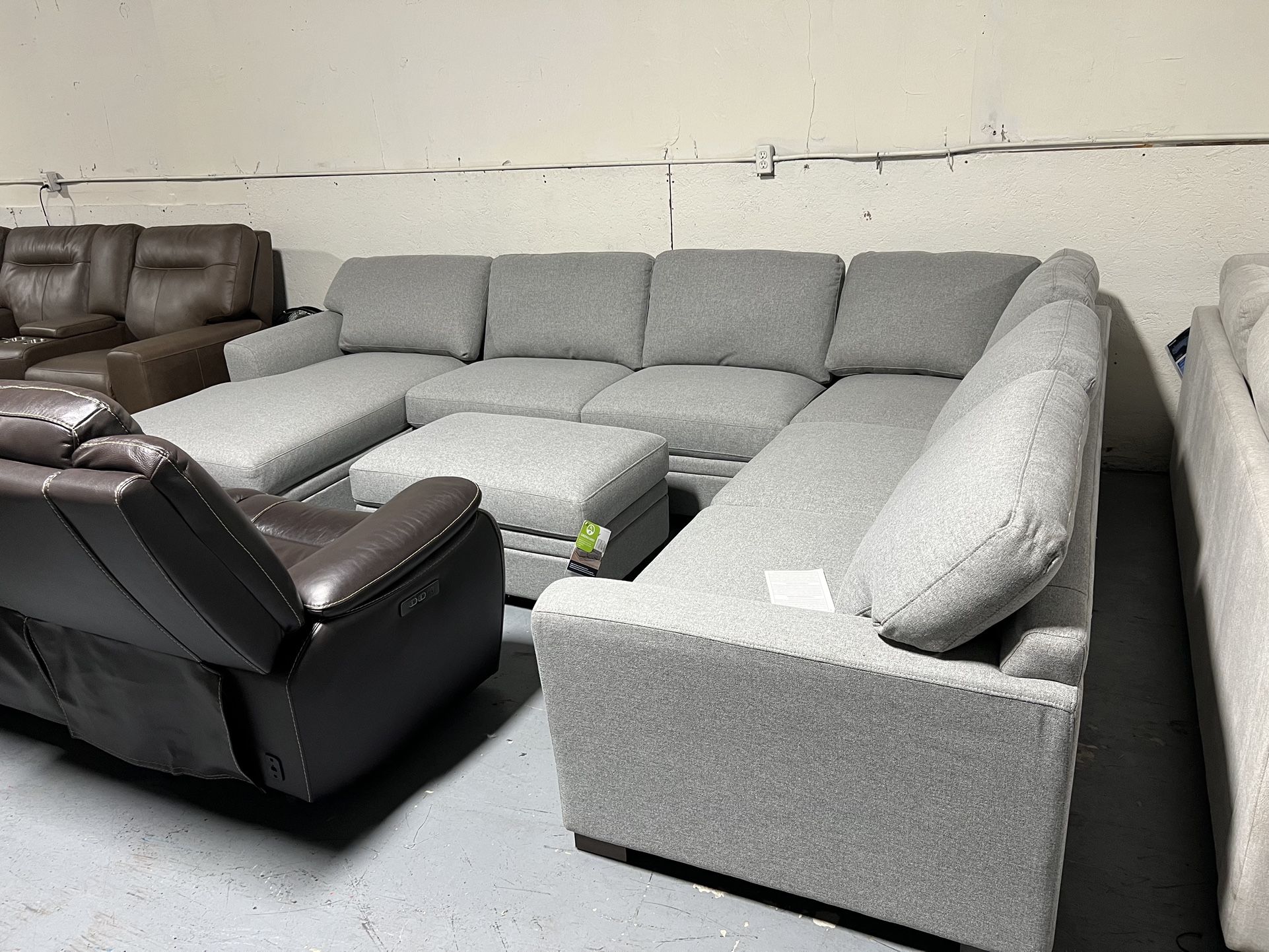 SECTIONAL COUCH SOFA 