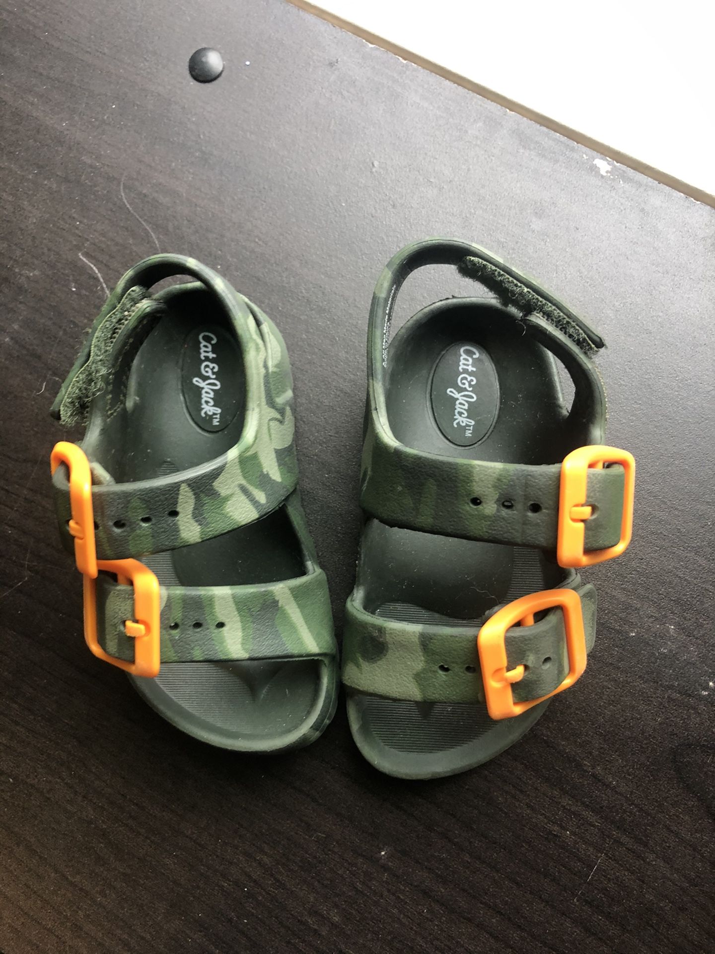 Camo Sandals Toddler Size 5